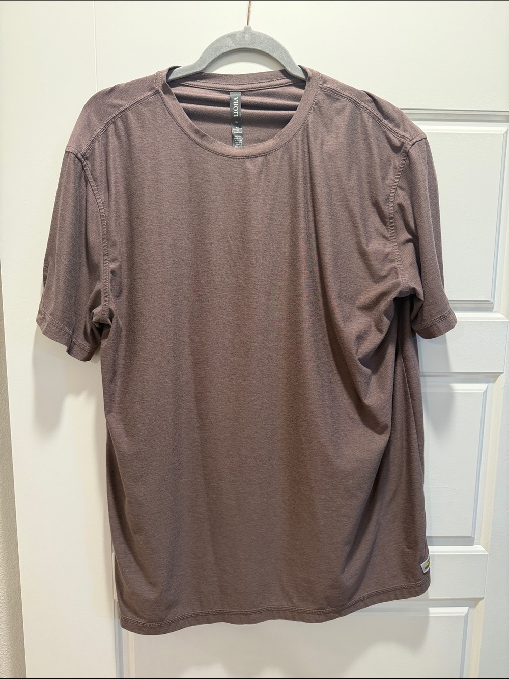 Vuori Short Sleeve Crew Tee in Taupe